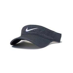 MAKE AN OFFER- NWT- Nike DriFit Women’s Sun Visor